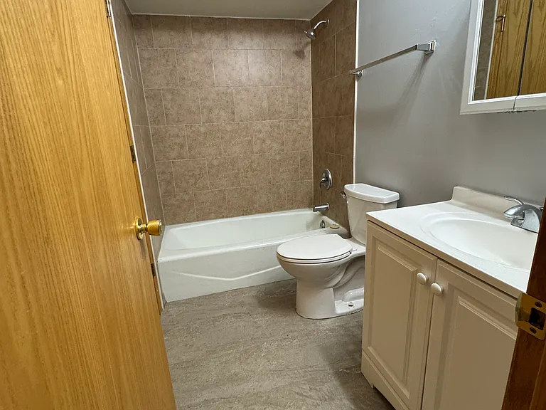 6412 Nature Dr #3E — Photo 6
