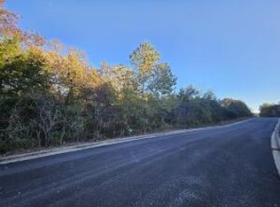 120 Emerald Isle Dr, Hollister, MO 65672
