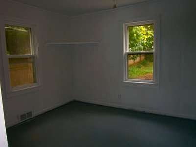 4th image of 36920 N Lawrence Dr
