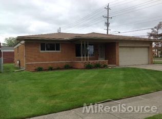 32863 Rugby Dr, Warren, MI 48088