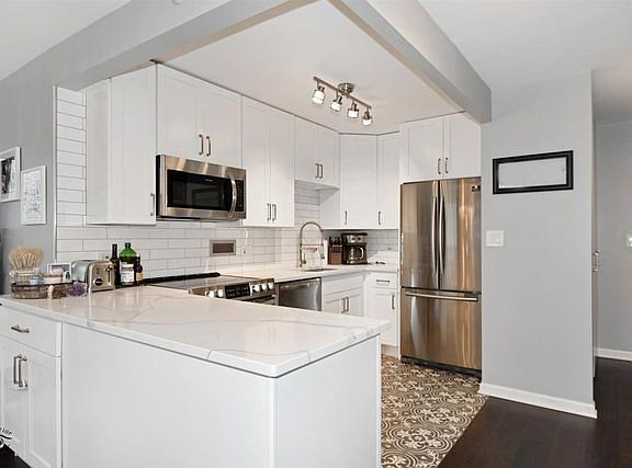 4th image of 440 N Wabash Ave APT 2608