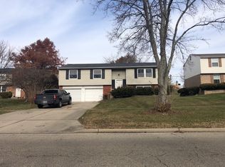 1386 Waycross Rd, Cincinnati, OH 45240