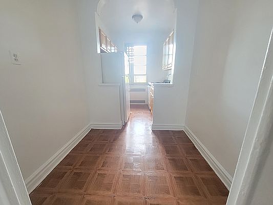 3rd image of 2325 Ocean Ave #6F