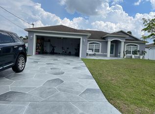 1852 SW Inlander Ave, Port Saint Lucie, FL 34953