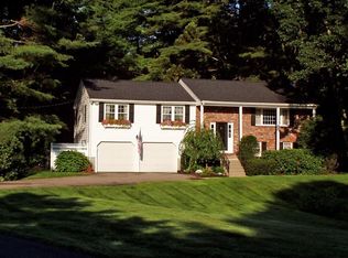 15 Lavelle Ln, Framingham, MA 01701