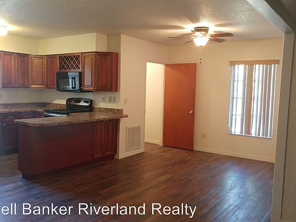 4th image of 22608 SW Marine Blvd