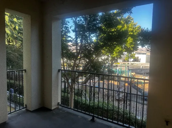760 Mente Linda Loop, Milpitas, CA 95035