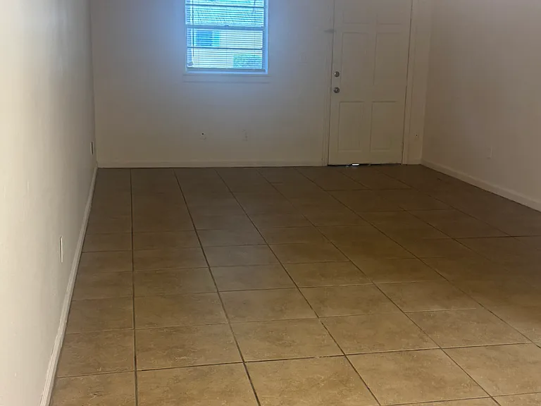 3012 Homewood Ct — Photo 8