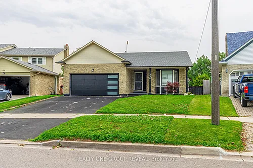 326 Prince Of Wales Dr Photo 1