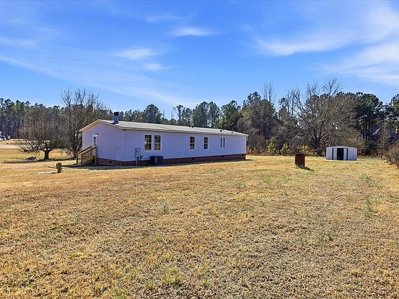 5th image of 108 Winding Creek Dr