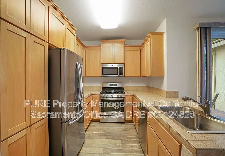 11091 International Dr — Photo 10