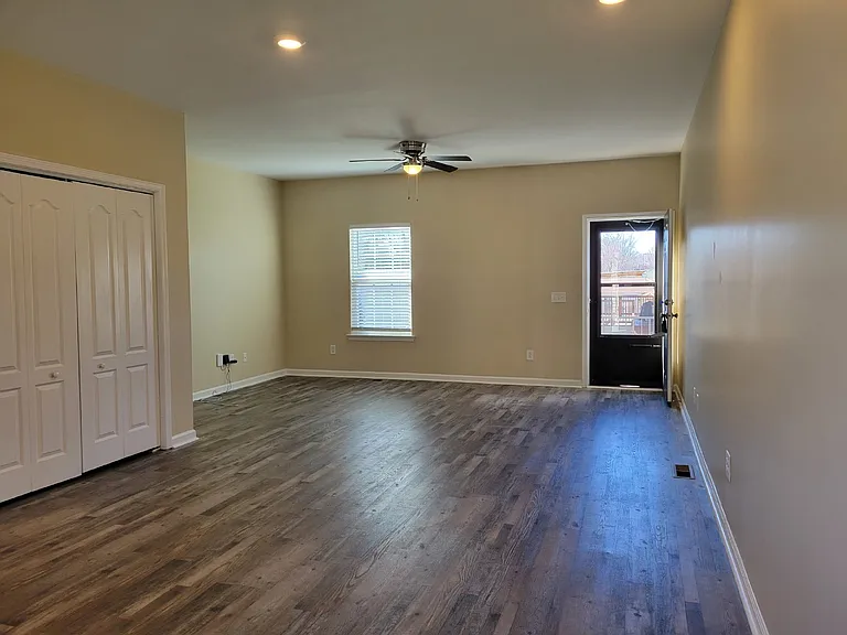 111 Calista Rd — Photo 6