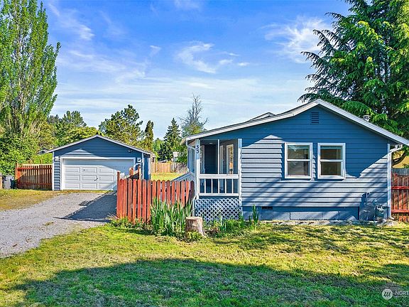 2nd image of 33 1st Avenue N