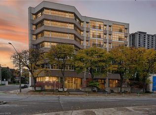 66 Bay St S UNIT PENTHOUSE 10, Hamilton, ON L8P4Z6