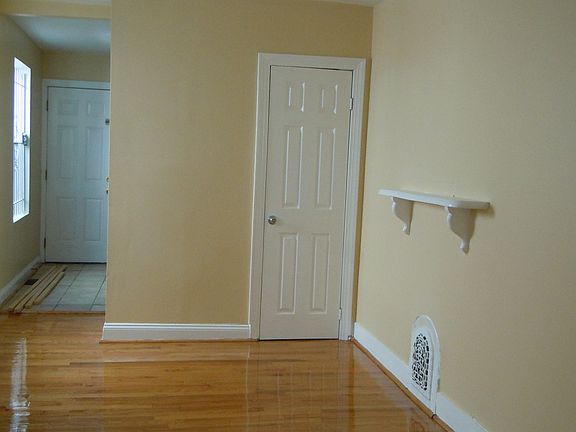 2nd image of 1627 N Bouvier St
