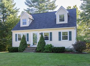 17 Indian Rock Rd, Haverhill, MA 01832