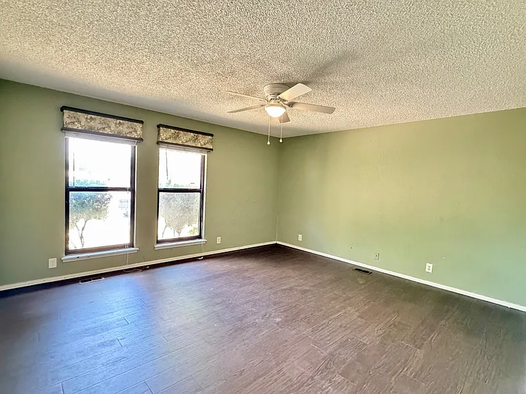 6612 Crow Cir — Photo 10