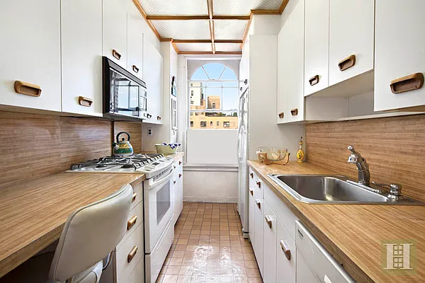 Sold by Halstead Real Estate | media 14