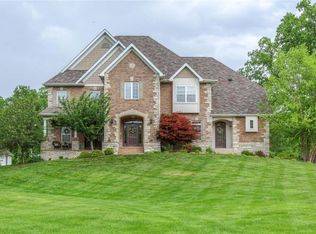 13173 W Watson Rd, Saint Louis, MO 63127