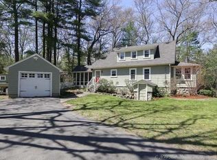 93 Gould Rd, Andover, MA 01810