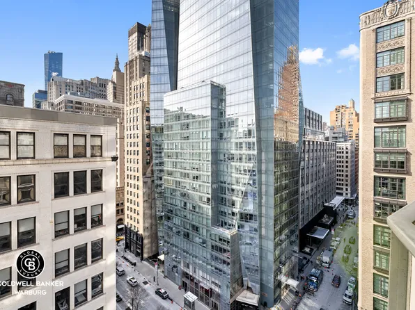 407 Park Avenue South image 6 of 10