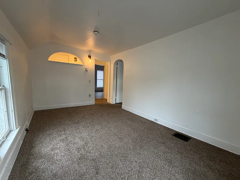 401 N Porter St #2 — Photo 5