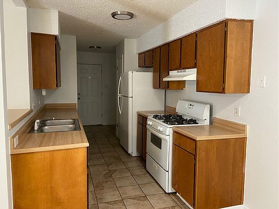 3rd image of 12302 Deer Falls Dr