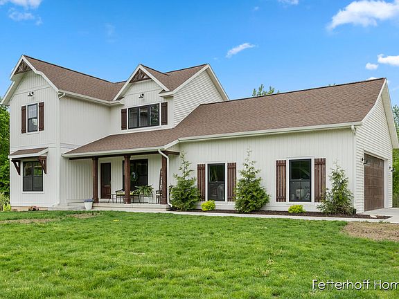 4th image of 900 Noto Ln