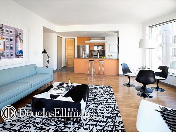 3rd image of 8 Spruce St APT 58M