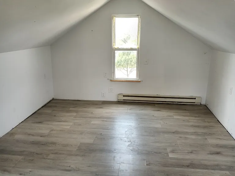 430 S Chapelle St — Photo 3