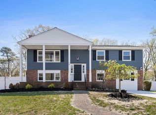 38 White Oak Dr, Ocean View, NJ 08230