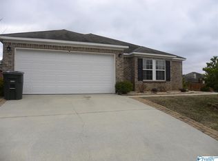 215 Ivyleaf Dr NW, Madison, AL 35757