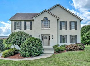 58 Yorktown Rd, Troutville, VA 24175