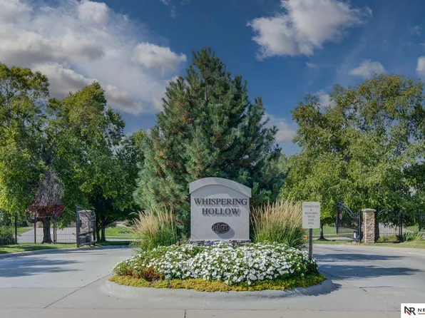 18920 Pierce Plz, Omaha, NE 68130