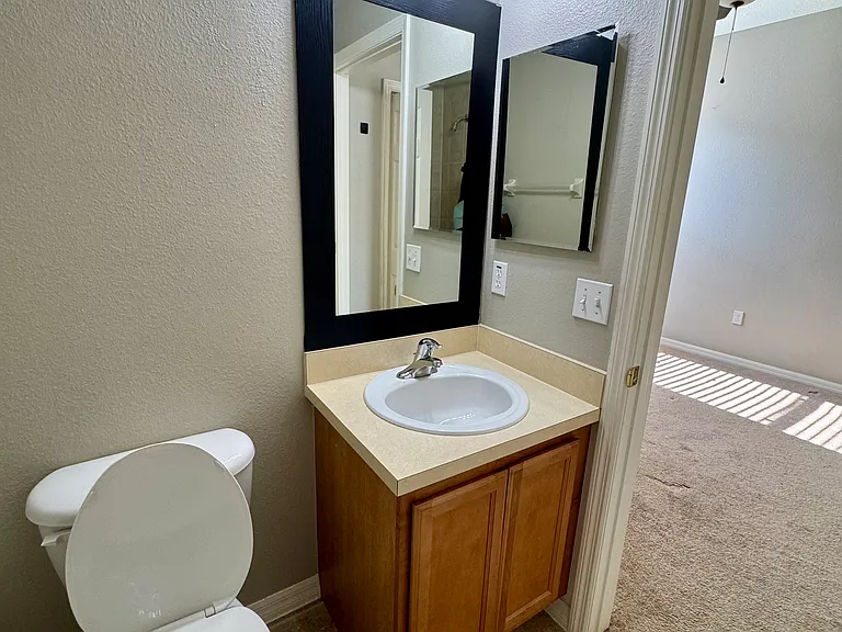 2112 Bunker View Ct — Photo 12