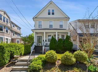 44 Parkway Rd, Bronxville, NY 10708