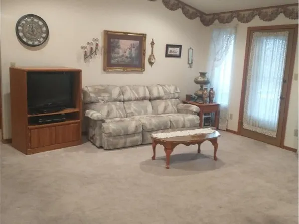 905 Craig St, Berryville, AR 72616