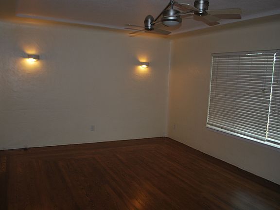 4th image of 4216 E Lyell Ave