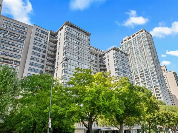 3440 N Lake Shore Dr APT 10B, Chicago, IL 60657