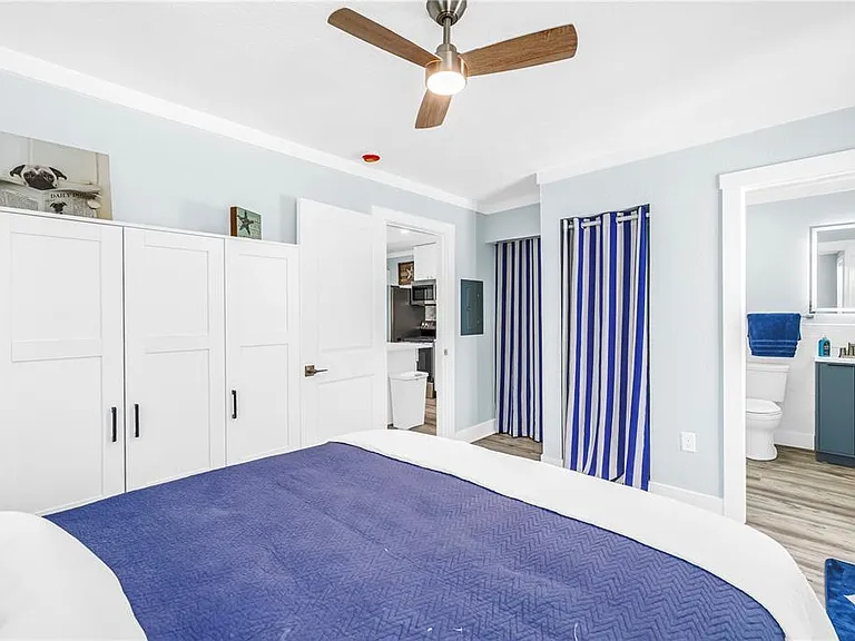 6892 Gulf Winds Dr #2 — Photo 18