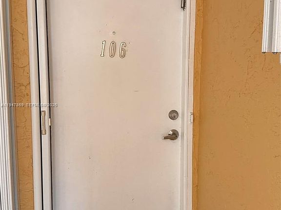 5th image of 811 SE 4th Ave APT C106