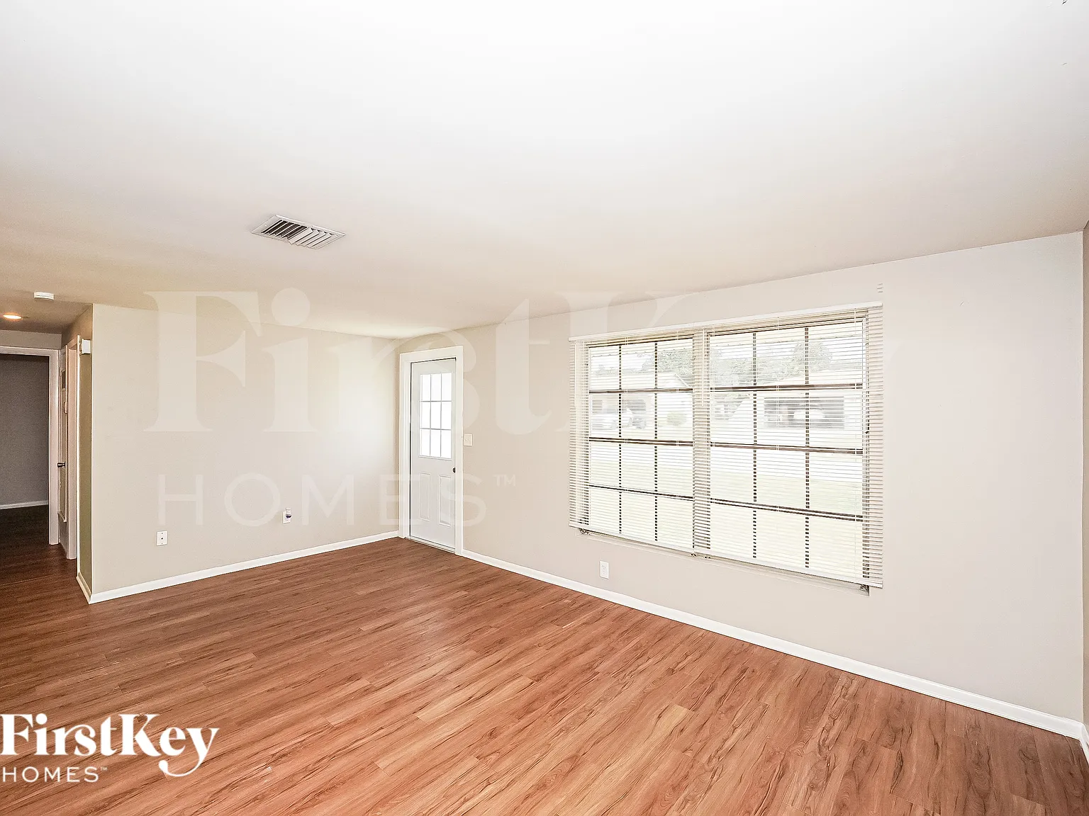 2 bed, 2.0 bath, 925 sqft, $1,335 — Photo 4