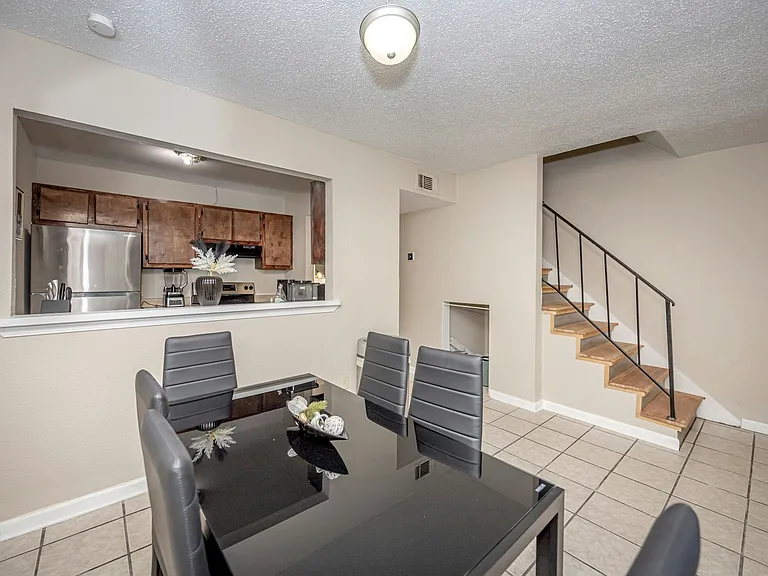 3801 Lanier Ave #C — Photo 17