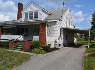 303 E Julian St, Martinsburg, PA