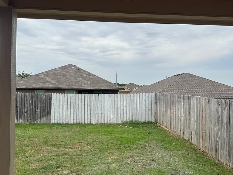 9236 Castorian Dr — Photo 28