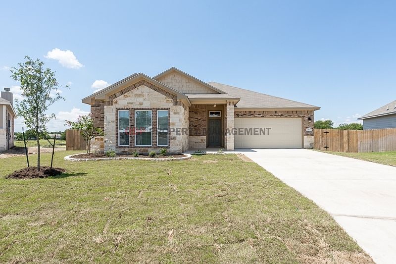 1st image of 1414 Carnaby Dr