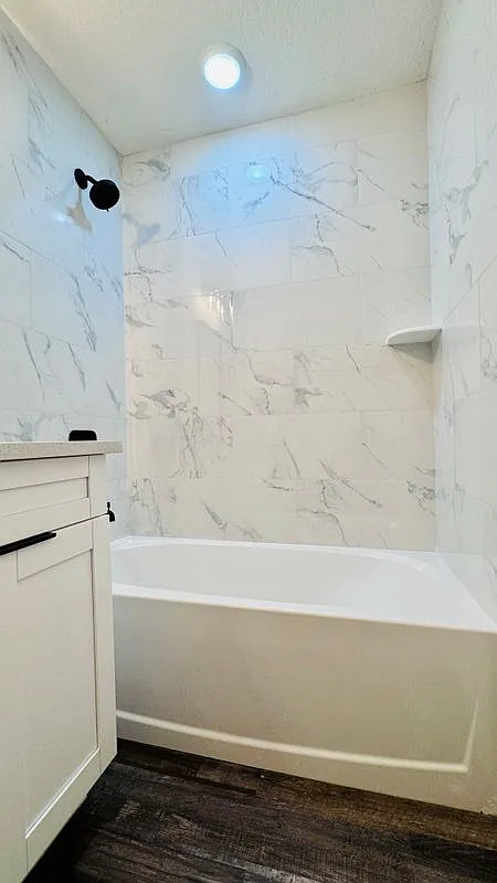 3 bed, 2.0 bath, 1250 sqft, $1,750 — Photo 3