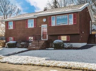 9 Circle Hill Rd, Salem, MA 01970