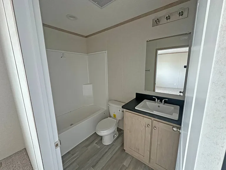 613 Polk St #36 — Photo 7