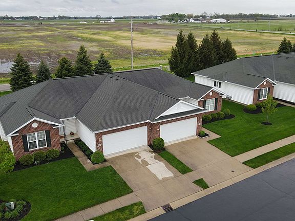 3rd image of 8413 Country View Ln